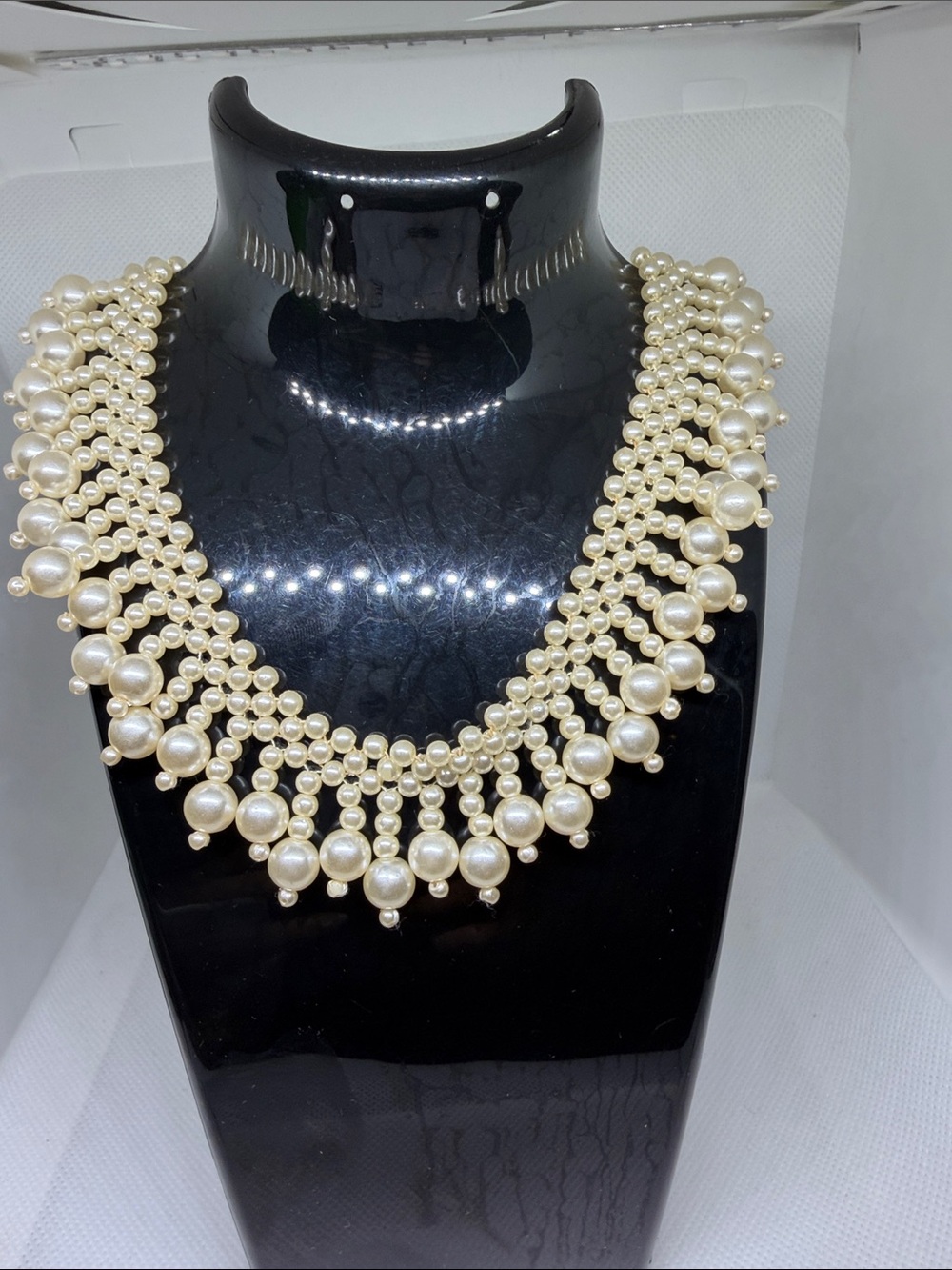 Elegant Pearl Bib Necklace - Ivory Pearls